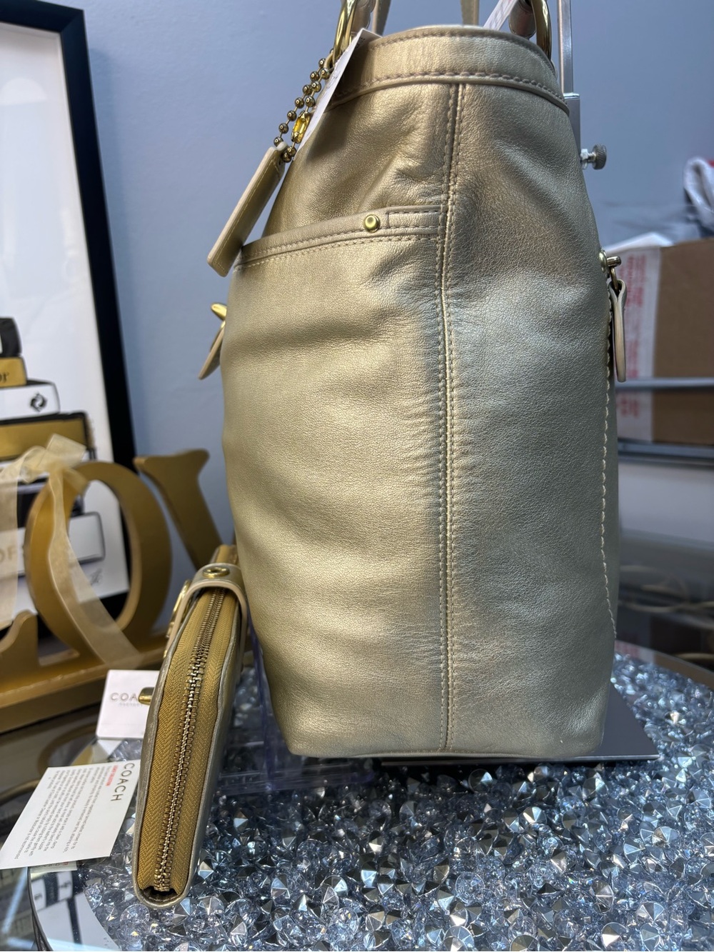 Coach 2009 Lily Legacy Metallic Gold Shoulder Bag w/matching wallet NWOT - Picture 9 of 17